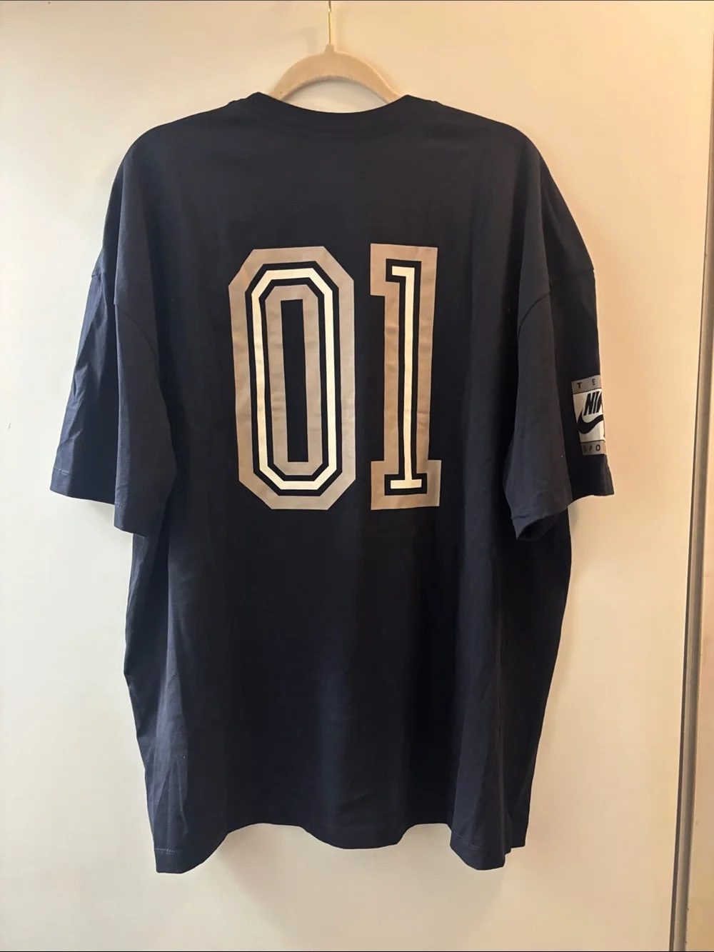 Nike Men's Black '01' Performance Graphic Tee